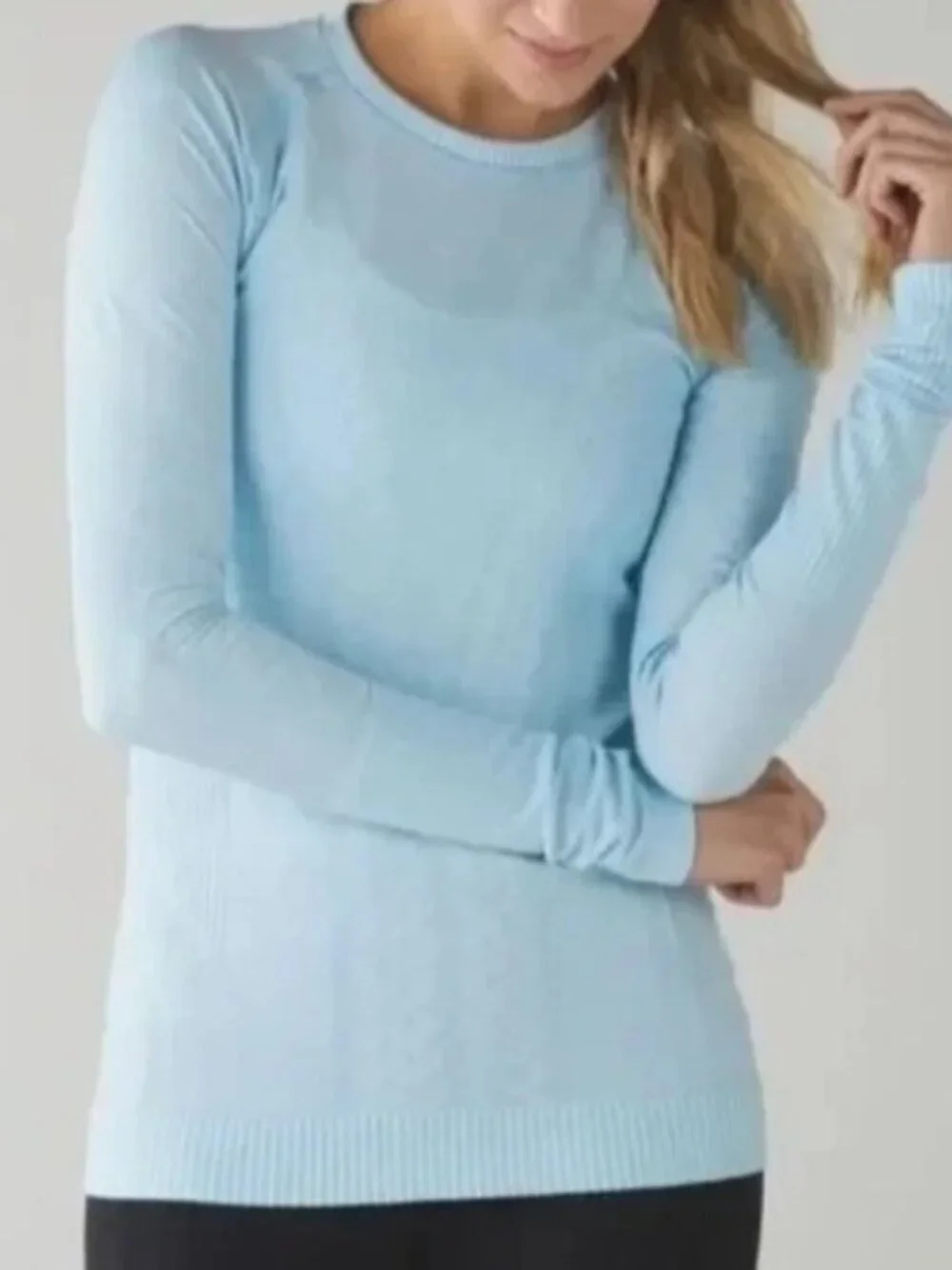 Lululemon Heathered Blue Caspian Rest Less Pullover Top Sz 4